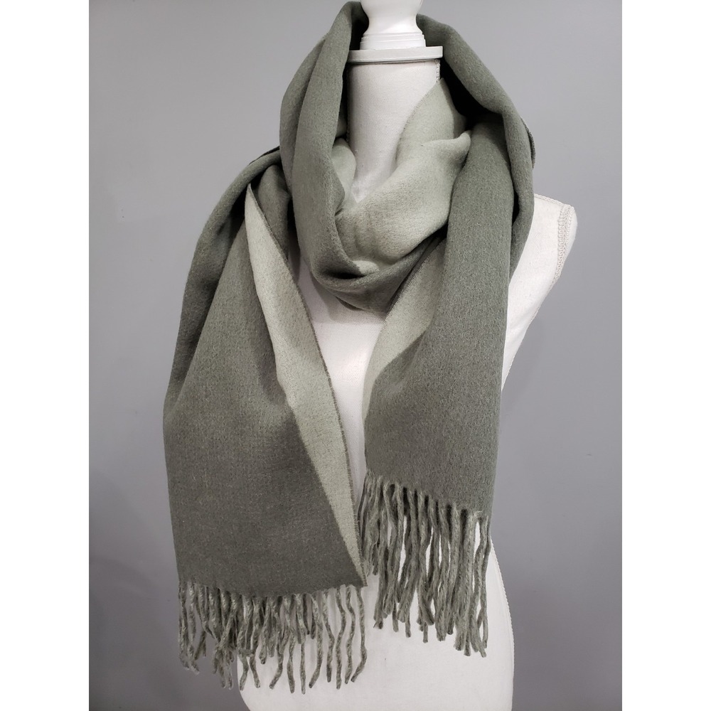 NEW Club Monaco VERONICA WOOL BLEND SCARF DUSTY LIGHT‎ GRAY SOFT OLD MONEY